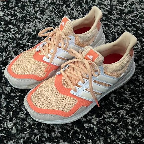 ADIDAS ULTRA BOOST - Picture 3 of 14